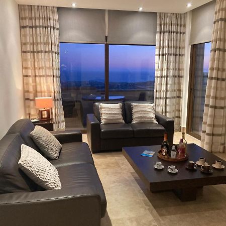 Beau Views Seven Apartment Peyia Exterior photo